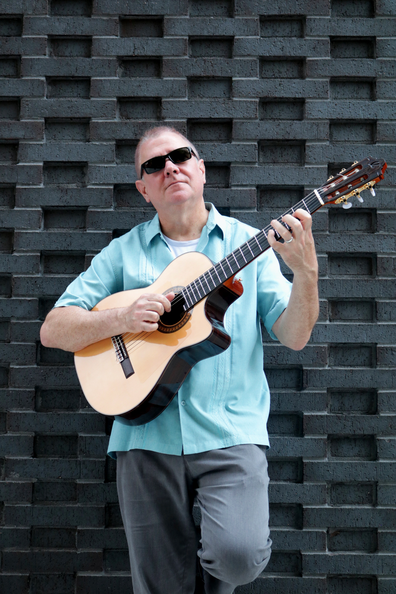 Atlanta guitarist Karl Weismantel